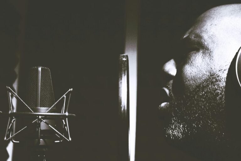 profile notes and alerts